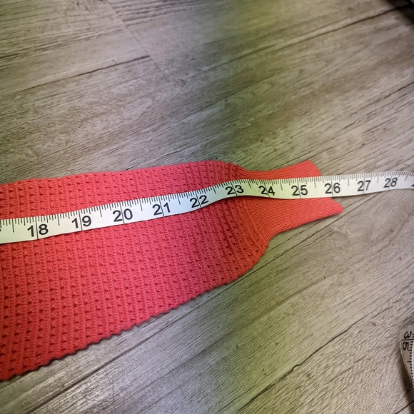 NWT, Bench coral knit sweater, xs, paid $80 - Picture 4 of 5